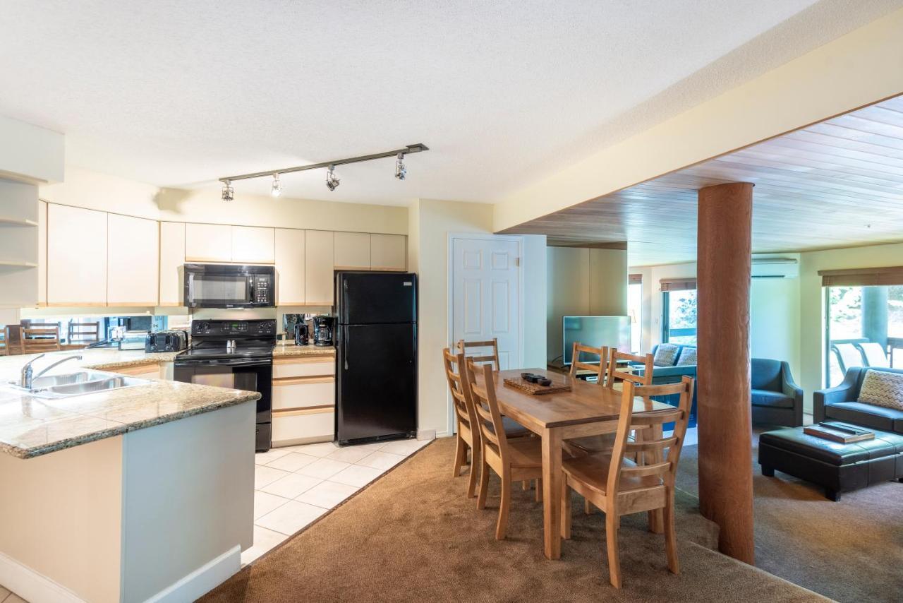 The Ironwood On Blueberry Hill Apartment วิสต์เลอร์ ภายนอก รูปภาพ