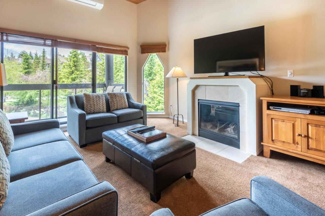 The Ironwood On Blueberry Hill Apartment วิสต์เลอร์ ภายนอก รูปภาพ