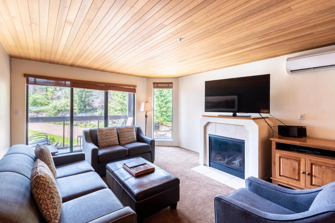 The Ironwood On Blueberry Hill Apartment วิสต์เลอร์ ภายนอก รูปภาพ
